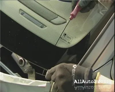 Замена лобового стекла Volvo