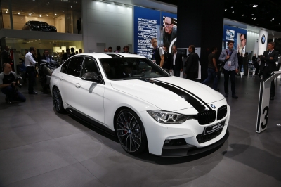 M Performance представила пакет для модификации BMW 335i