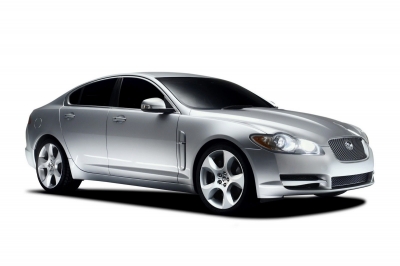 В США отозваны 4195 автомобилей Jaguar XF 2010-2012 годов выпуска из-за опасений утечки топлива
