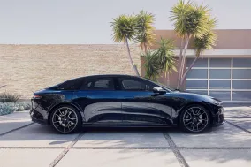 Lucid Air Sapphire стал самым быстрым американским автомобилем