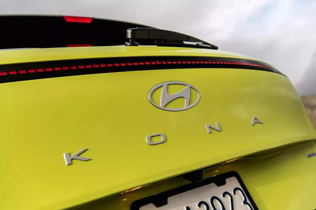 Hyundai урезает линейку Kona Electric: остаётся только базовая версия