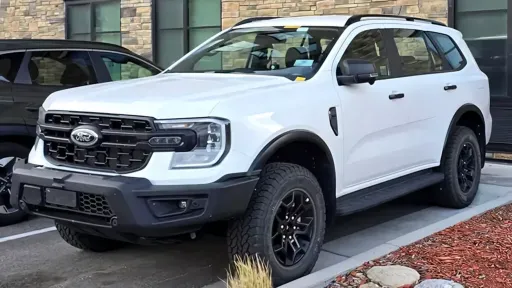 Ford Everest протестирован в США: возможный конкурент Toyota 4Runner?