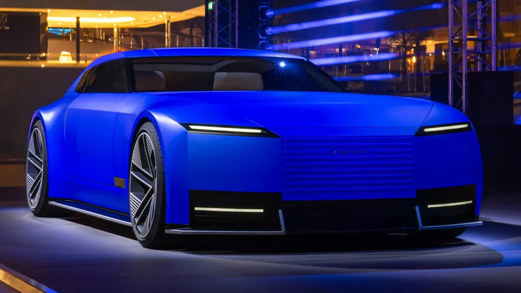 Jaguar Electric GT официально отложен до 2026-го