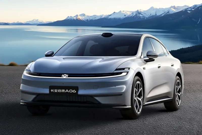 Changan Nevo A06 (2025): седан с полностью электрической и гибридной версиями, запас хода до 2 120 км