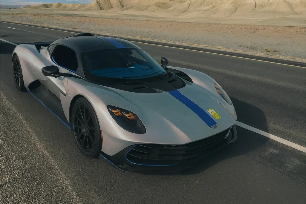 Aston Martin Valhalla: прототип суперкара остановили полицейские в Юте