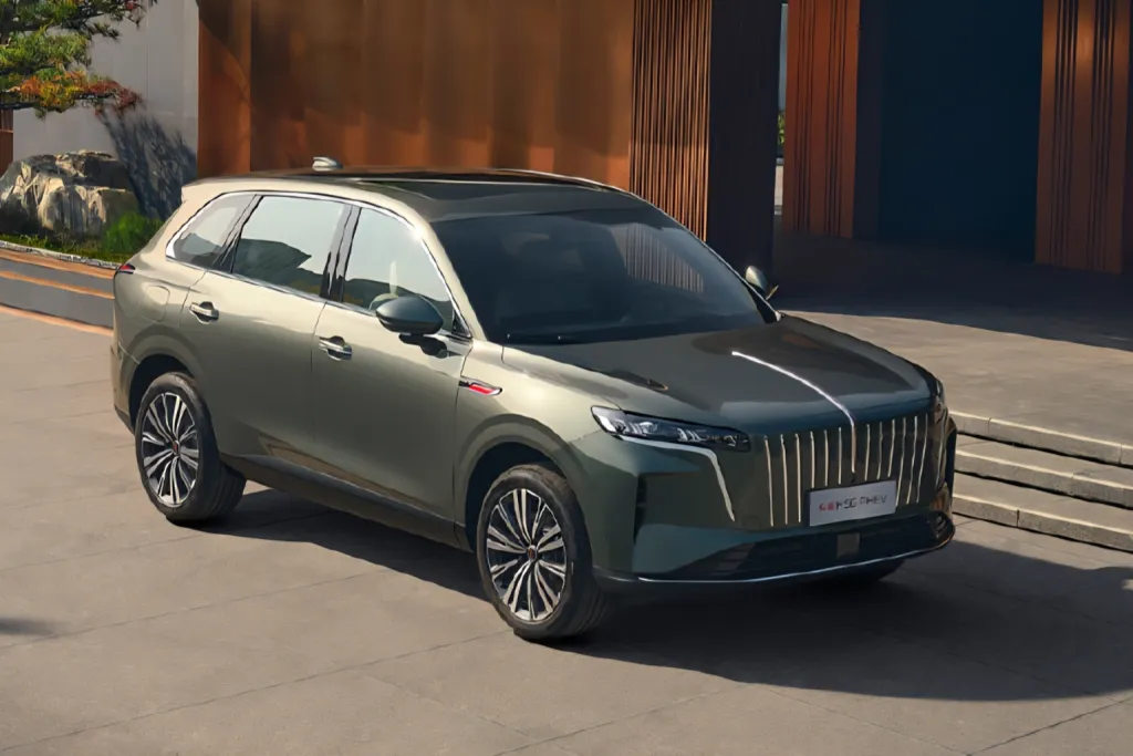 Hongqi HS6 PHEV: гибридный SUV с рекордным пробегом и стартом продаж от 25 200 USD