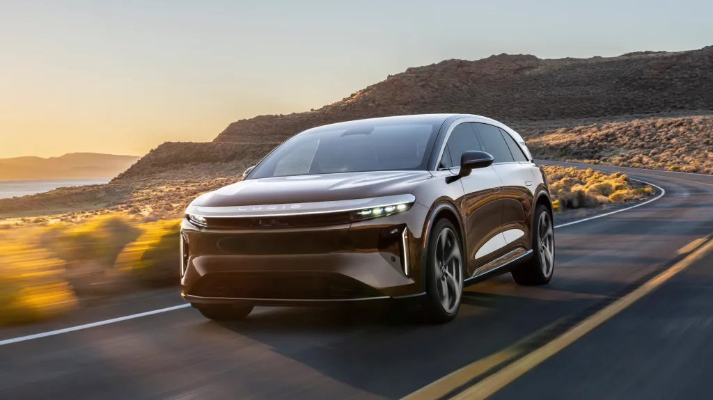 Lucid Gravity Touring: старт комплектации за $81 550 и запас хода до 337 миль