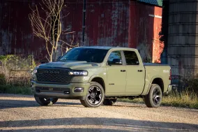 Ram испытывает дефицит двигателей HEMI из-за неожиданно высокого спроса