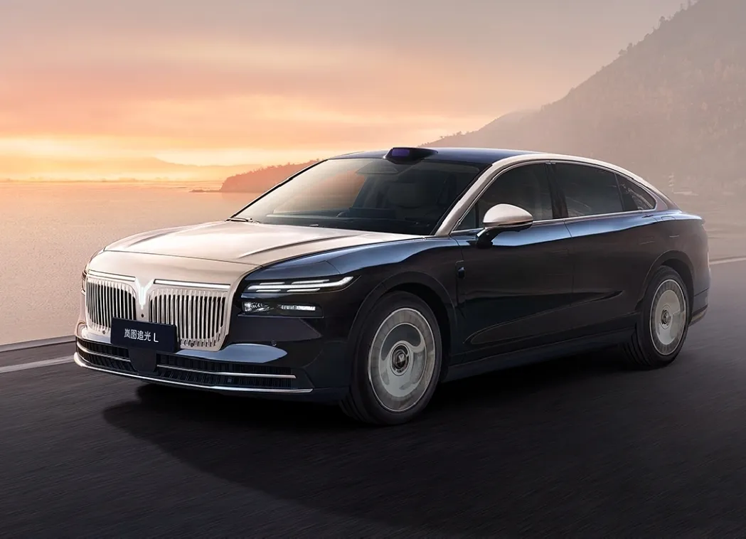 Voyah Passion L: новый роскошный гибрид с запасом хода до 1400 км и мощностью 650 л.с.