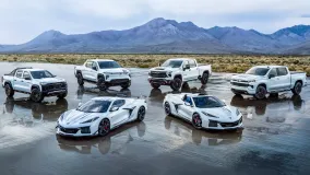Коллекция Chevrolet Stars and Steel: эксклюзивные версии Corvette, Colorado, Silverado 1500, Silverado HD и Silverado EV