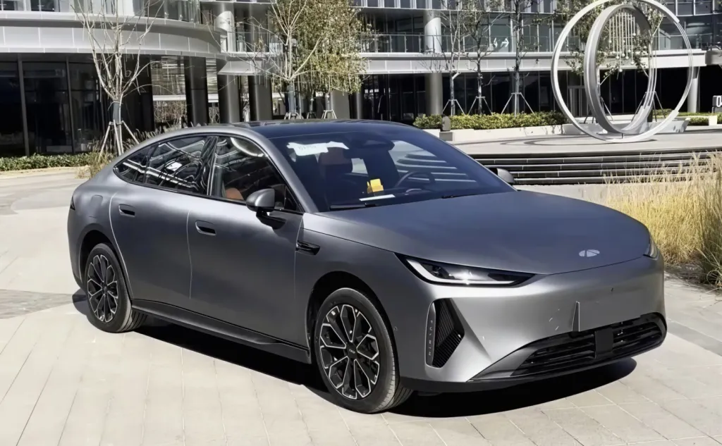 Chery Fulwin A9 получил стиль кузова фастбэк-купе перед дебютом в 2026 году