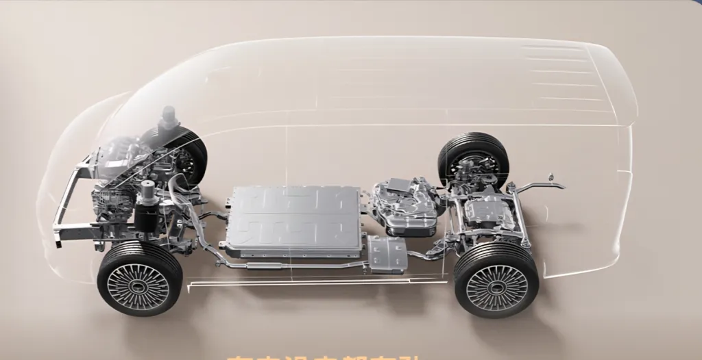 Geely Galaxy V900 — новый флагманский минивэн рис 2