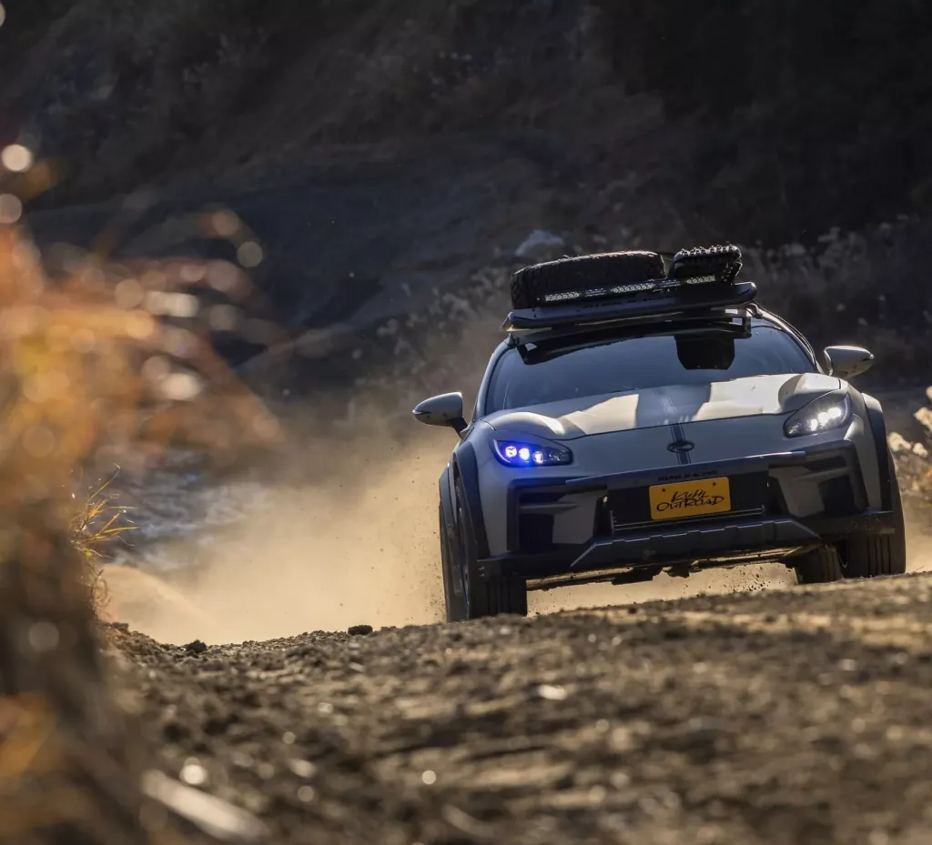 Японское тюнинг-ателье Kuhl Racing  прдеставила Toyota GR86 Outroad