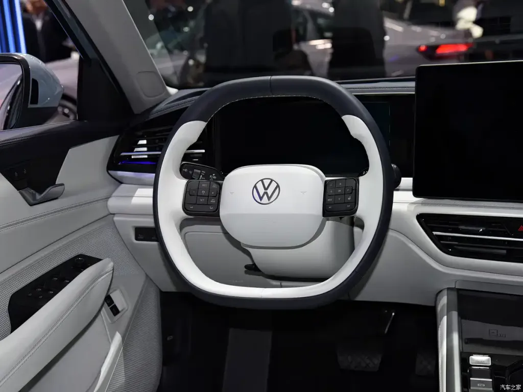 SAIC-Volkswagen Passat ePro PHEV фото 6