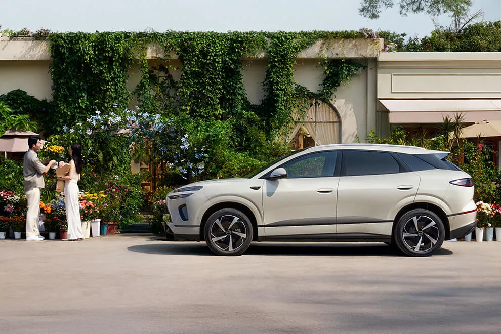 BYD Sealion 06 электрический кроссовер