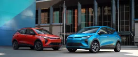 Chevrolet Bolt 2027: серийная версия с запасом хода 422 км уже поступает к дилерам