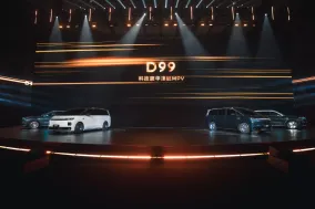Leapmotor D99: электрический минивэн с рекордной батареей и запасом хода до 720 км
