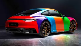 Porsche может отказаться от выбора цвета кузова: компания запатентовала динамическую окраску