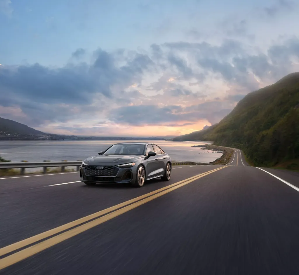 Audi A5 2026: обновления интерфейса, «живой» руль и новые опции