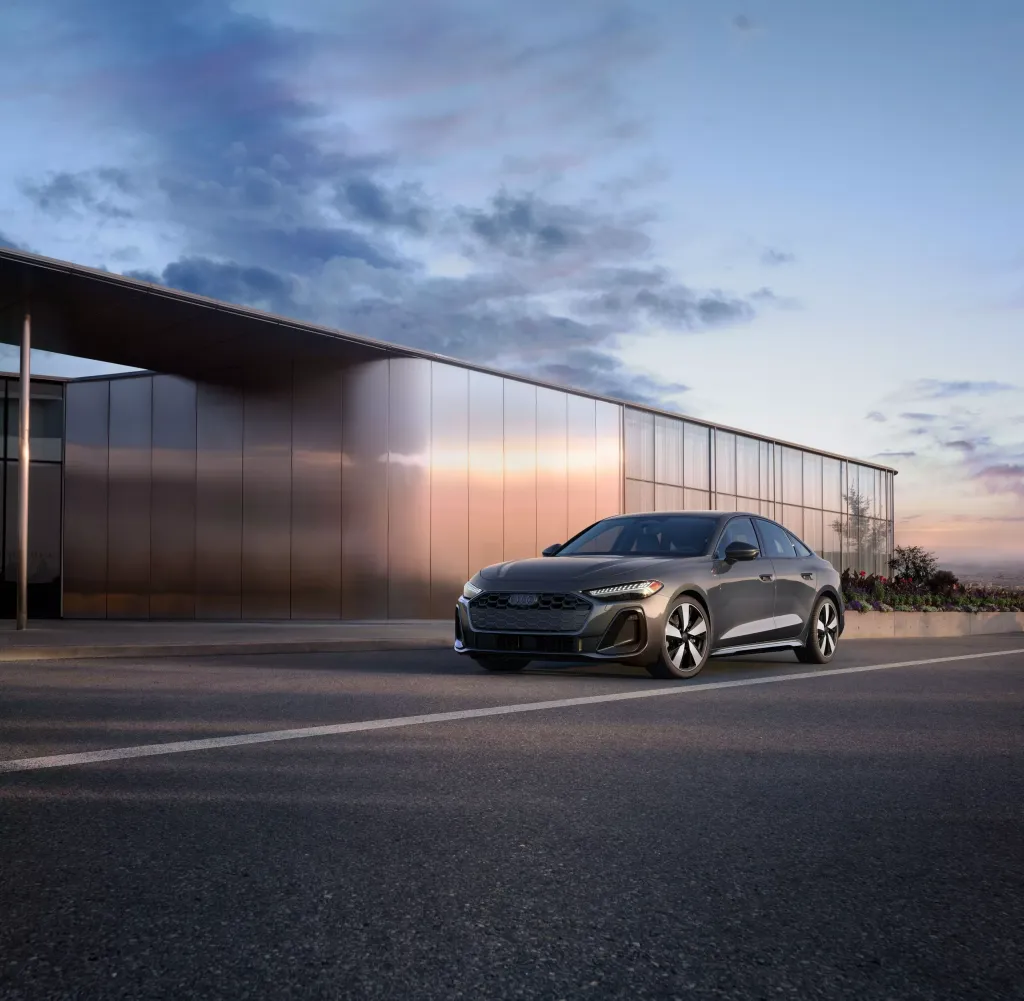 Audi A5 2026: обновления интерфейса, «живой» руль и новые опции