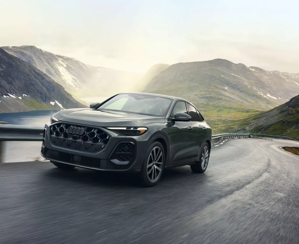 Audi Q5 2026: обновления интерфейса, «живой» руль и новые опции