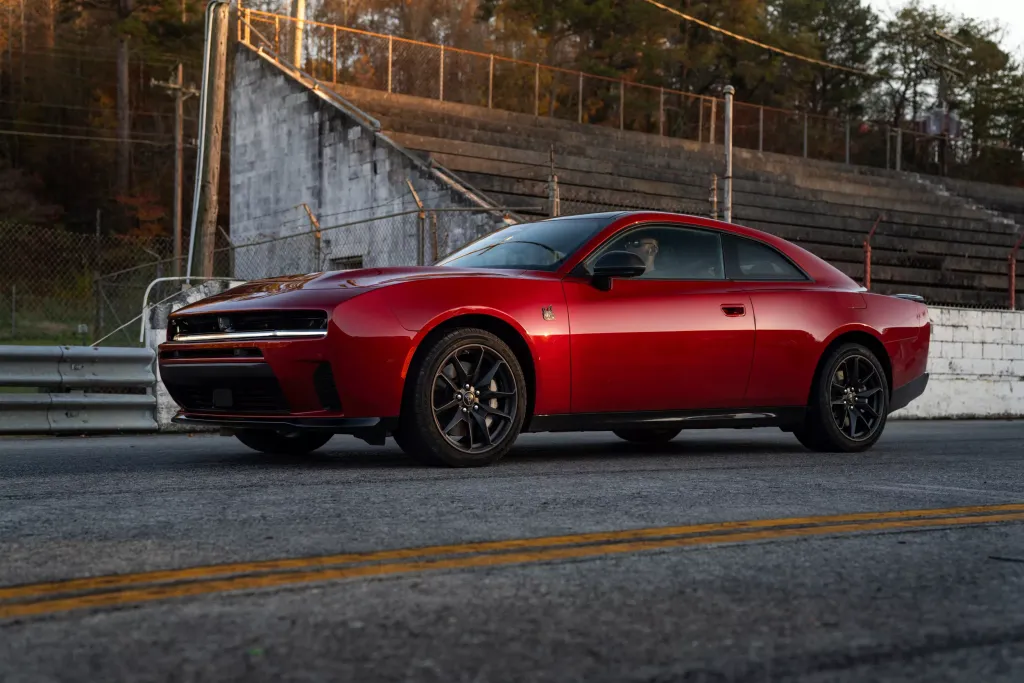 Dodge Charger, Hyundai Palisade и Ford Maverick Lobo: спорные итоги премии North American Car, Truck and Utility of the Year 2026