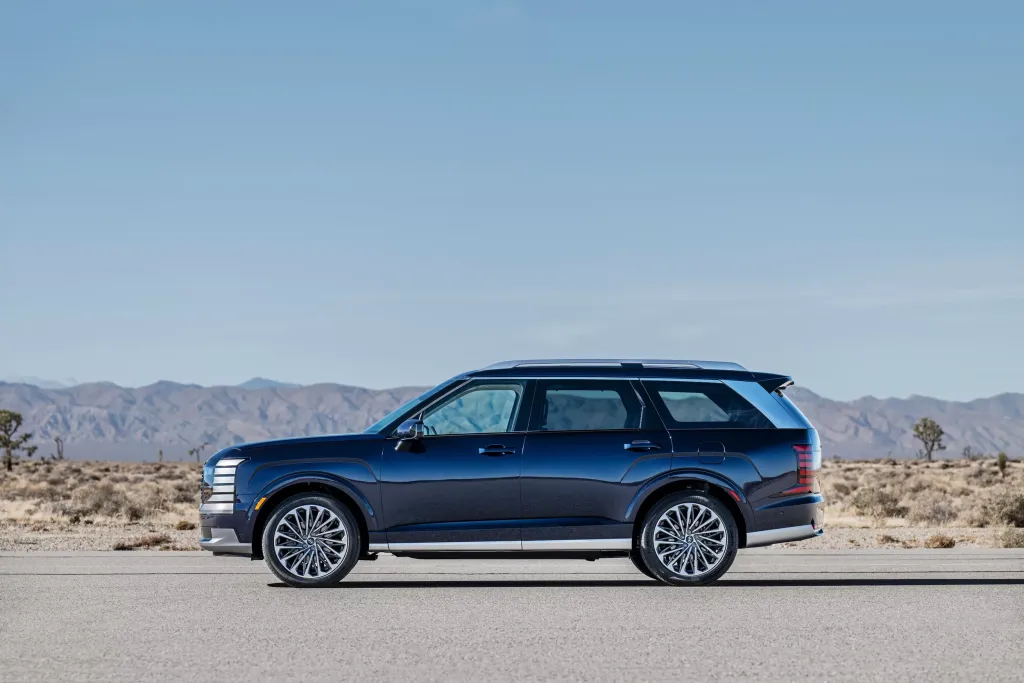 Dodge Charger, Hyundai Palisade и Ford Maverick Lobo: спорные итоги премии North American Car, Truck and Utility of the Year 2026