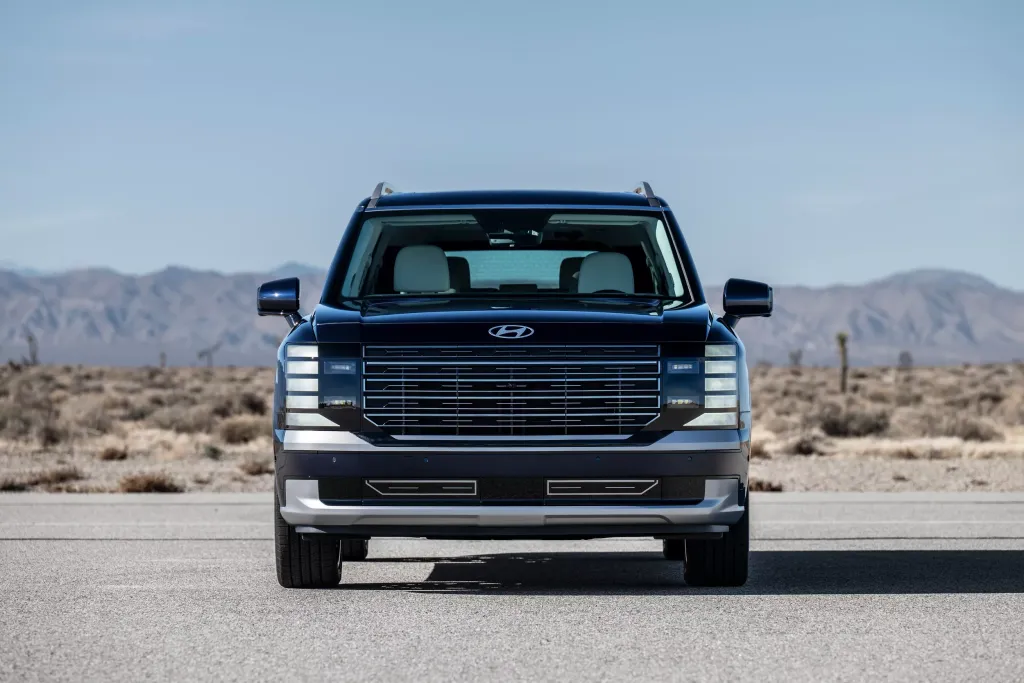 Dodge Charger, Hyundai Palisade и Ford Maverick Lobo: спорные итоги премии North American Car, Truck and Utility of the Year 2026