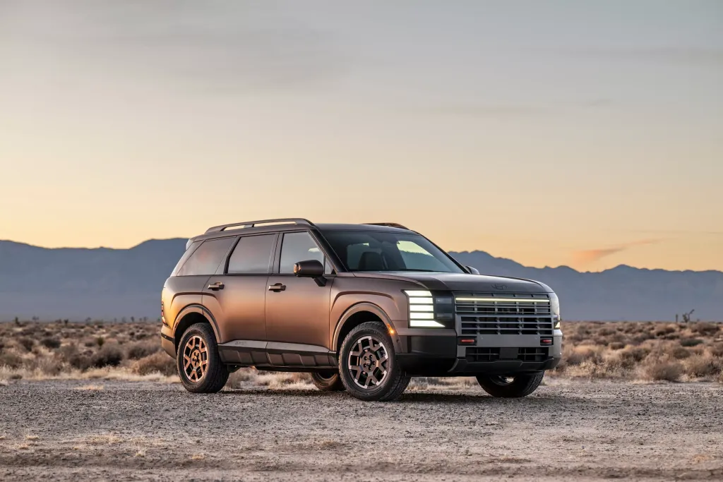 Dodge Charger, Hyundai Palisade и Ford Maverick Lobo: спорные итоги премии North American Car, Truck and Utility of the Year 2026