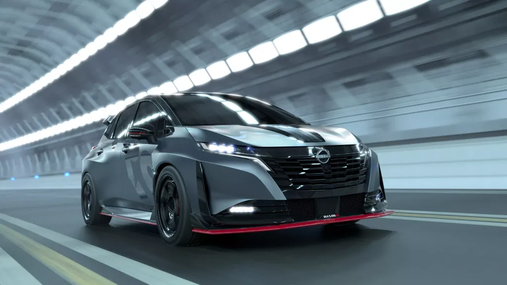 Nissan Aura NISMO RS Concept 2026 — гибридный хот-хэтч нового поколения