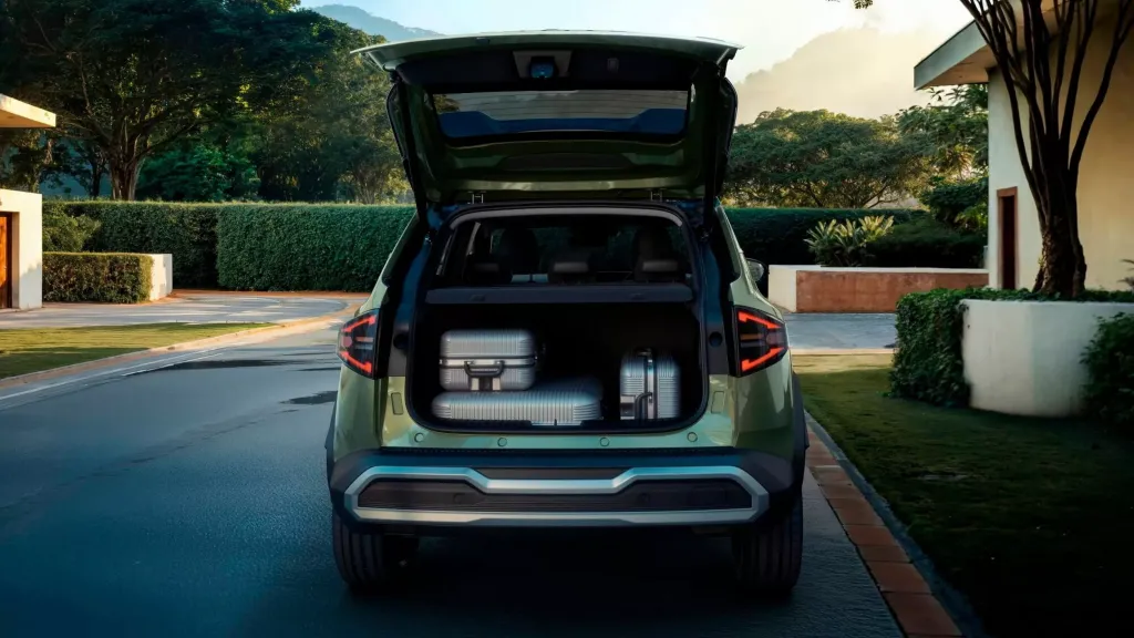 Renault Duster для Индии получил богатое оснащение и гибридную версию без полного привода