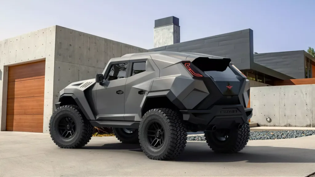 Rezvani Tank 2026 на базе Jeep Wrangler — бронированный внедорожник с дымовой завесой и экстремальными опциями