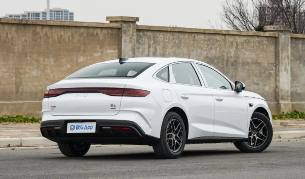 BYD Qin L DM-i 2026