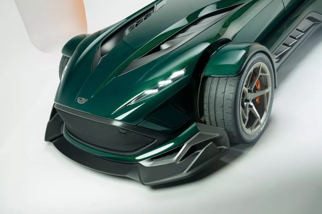 Donkervoort P24 RS: 780 кг, задний привод и «честные» 600 сил без электронных фильтров