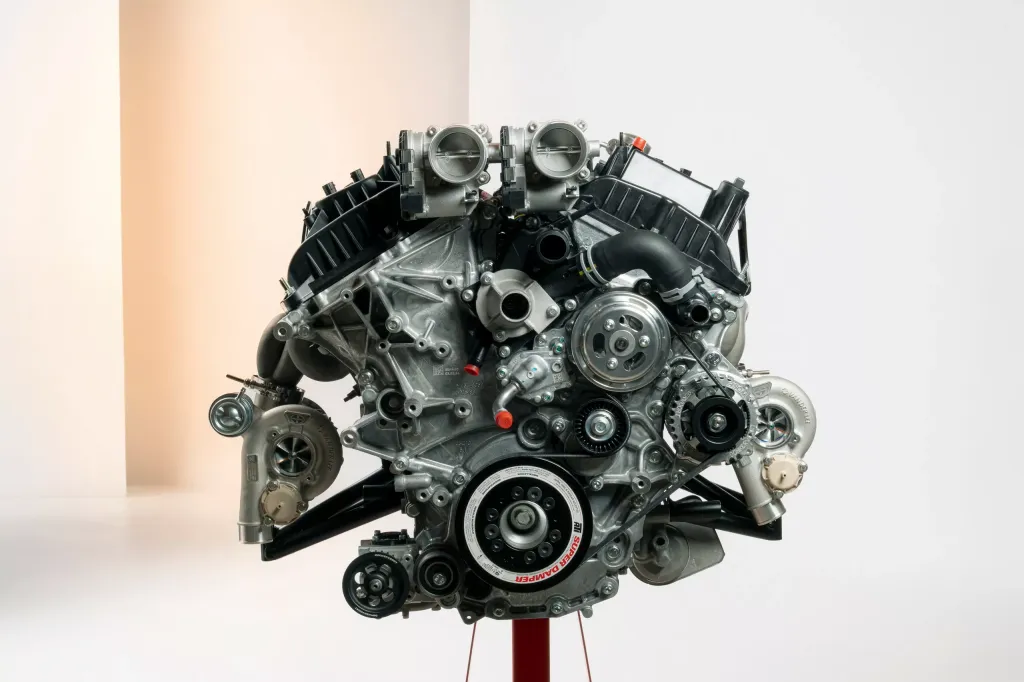 Donkervoort P24 RS: 780 кг, задний привод и «честные» 600 сил без электронных фильтров