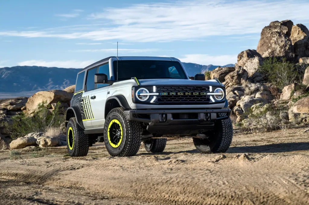 Ford Bronco RTR 2026 — внедорожный стиль Raptor без экстремальной мощности