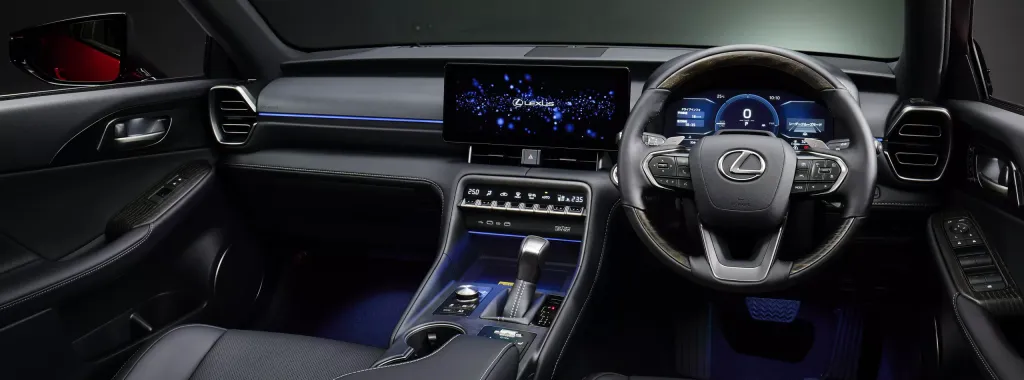 Lexus IS 2026 для Японии: обновление седана, пакеты TRD и F Sport, недоступные на других рынках