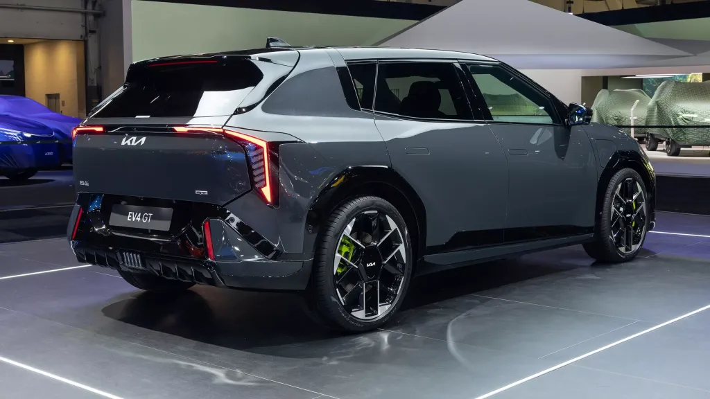 Kia EV3 GT, Kia EV4 GT и Kia EV5 GT — спортивные электромобили, которые возвращают удовольствие от вождения