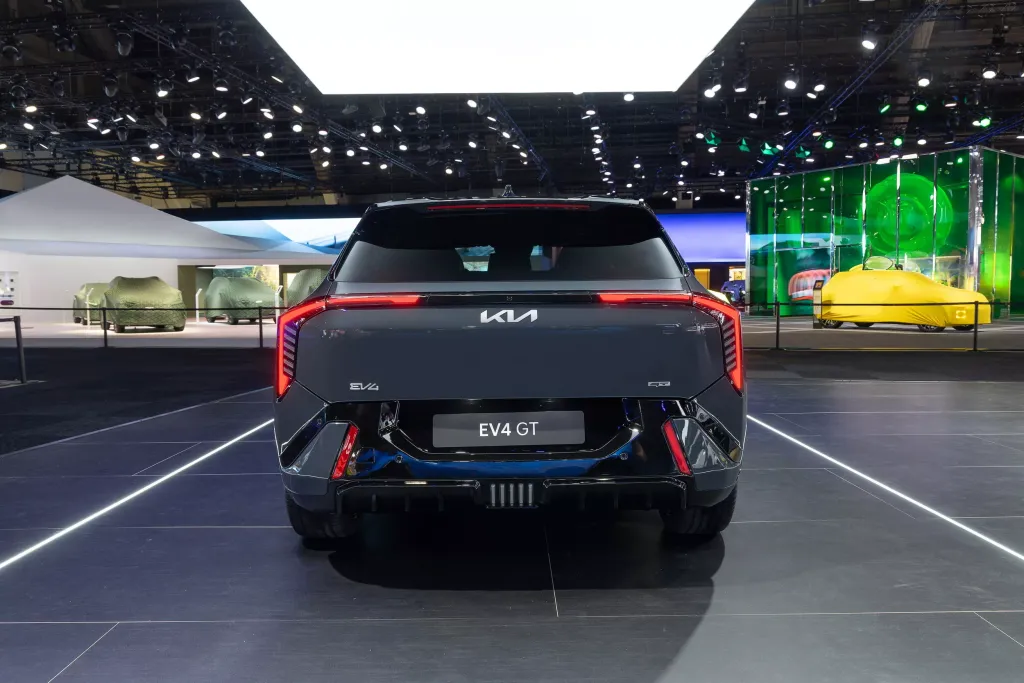 Kia EV3 GT, Kia EV4 GT и Kia EV5 GT — спортивные электромобили, которые возвращают удовольствие от вождения