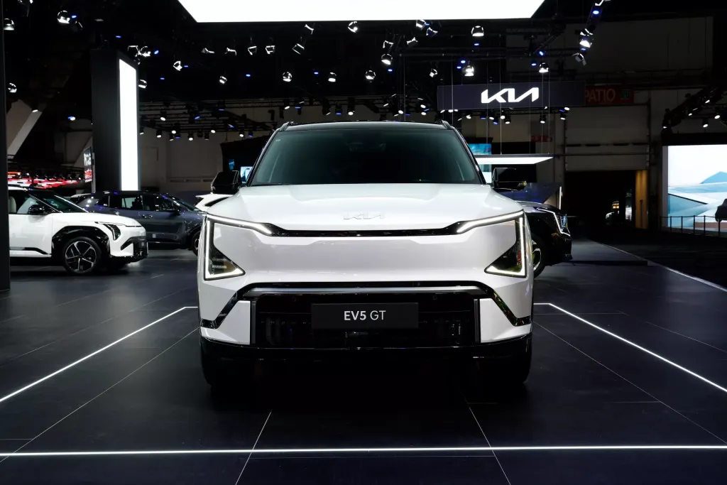 Kia EV3 GT, Kia EV4 GT и Kia EV5 GT — спортивные электромобили, которые возвращают удовольствие от вождения