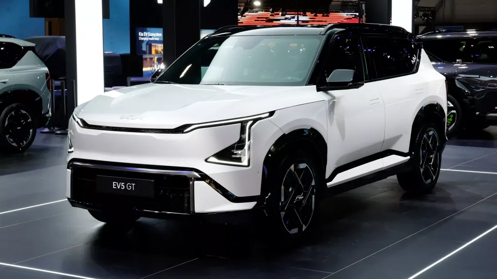 Kia EV3 GT, Kia EV4 GT и Kia EV5 GT — спортивные электромобили, которые возвращают удовольствие от вождения