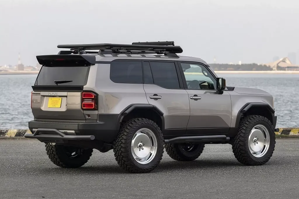 Toyota Land Cruiser 250 Kuhl Blocker Iron Build — экстремальный тюнинг-пакет