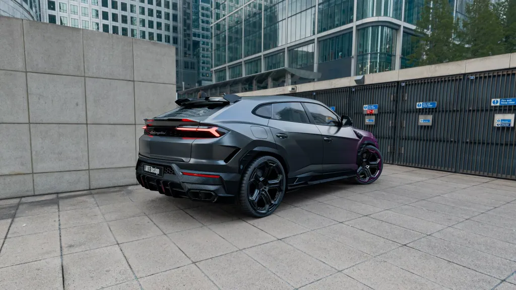 Lamborghini Urus SE получил углепластиковый обвес Largenda от Larte Design