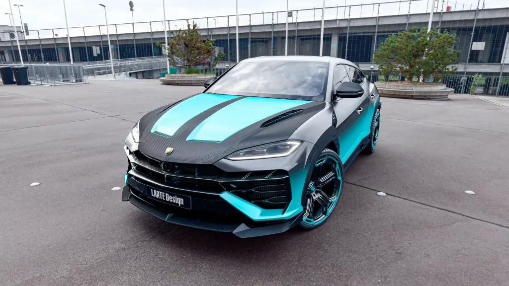 Lamborghini Urus SE получил углепластиковый обвес Largenda от Larte Design
