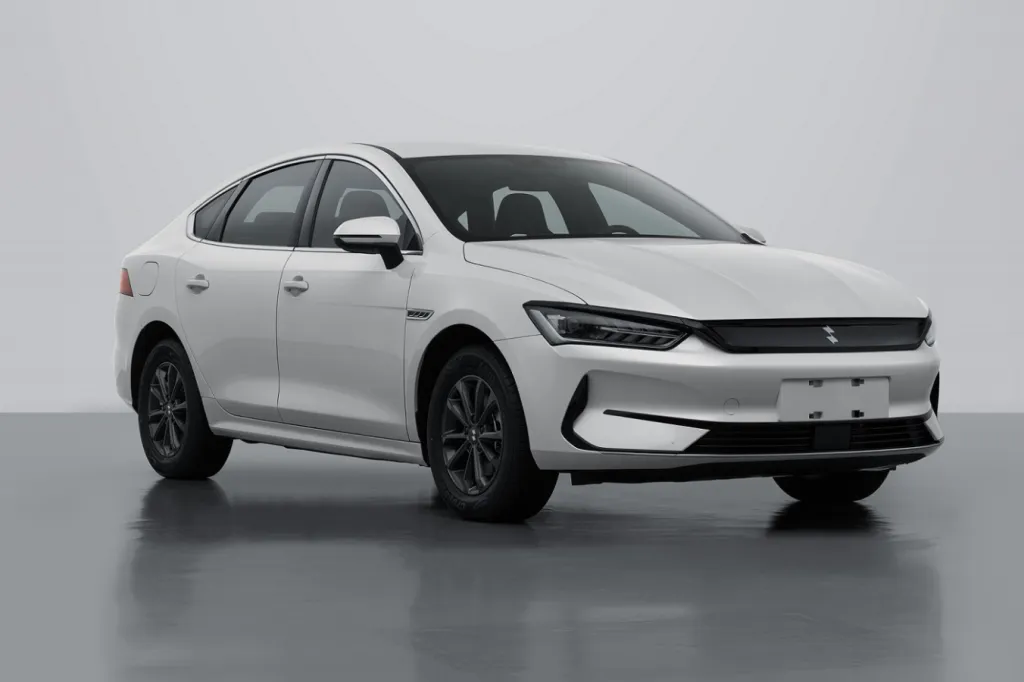 BYD Linghui: какие модели BYD скрываются под новым суббрендом для такси и автопарков