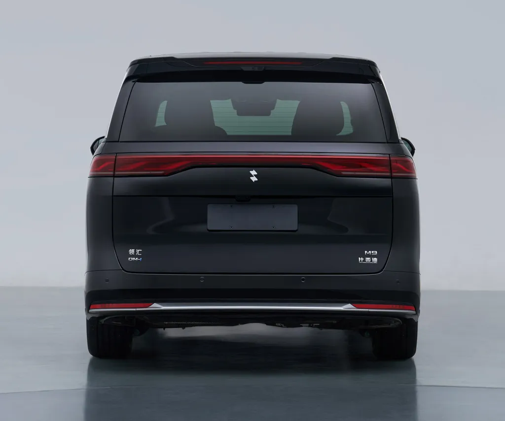 BYD Linghui: какие модели BYD скрываются под новым суббрендом для такси и автопарков