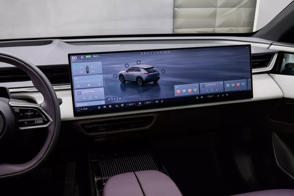 Mazda CX-6e 2026 — новый электрический кроссовер Mazda для Европы