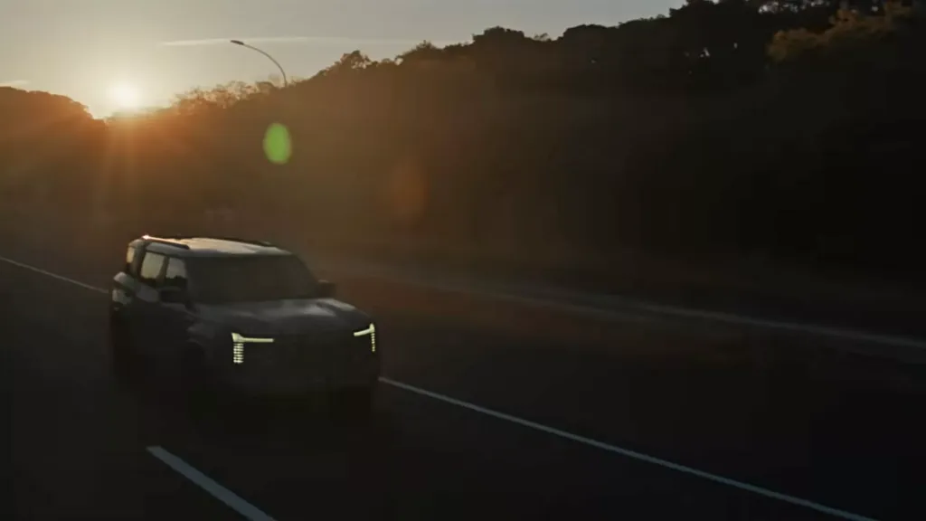 Mitsubishi Pajero 2026: тизер намекает на возвращение легендарного внедорожника