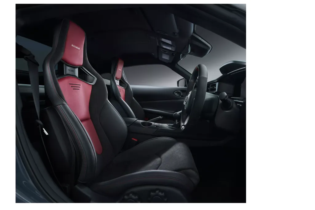 Nissan Fairlady Z 2026 и Nissan Fairlady Z Nismo 2026: механика возвращает драйверский характер