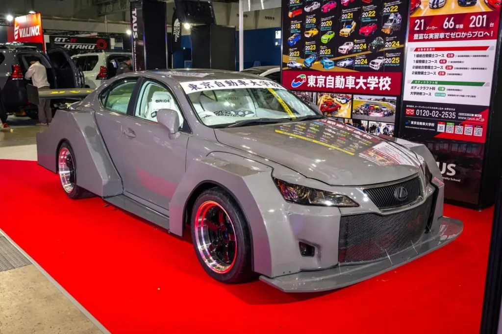 Lexus IS TAUS-HFRS: студенческий проект в стиле Minecraft на Tokyo Auto Salon 2026